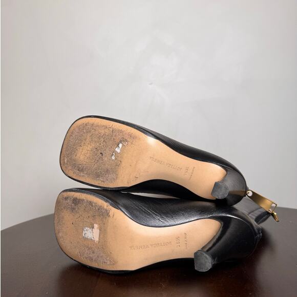 Bottega Veneta Round Toe Leather Boots - Size 36.5 - Picture 6 of 9